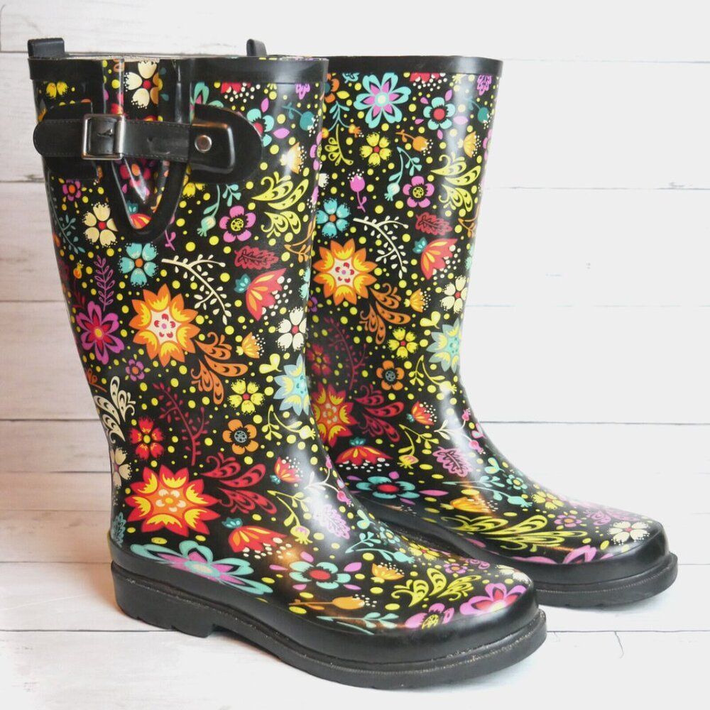 Women's Western Chief Garden Size 7 Rain Boots Round Toe Rubber Pull on Floral